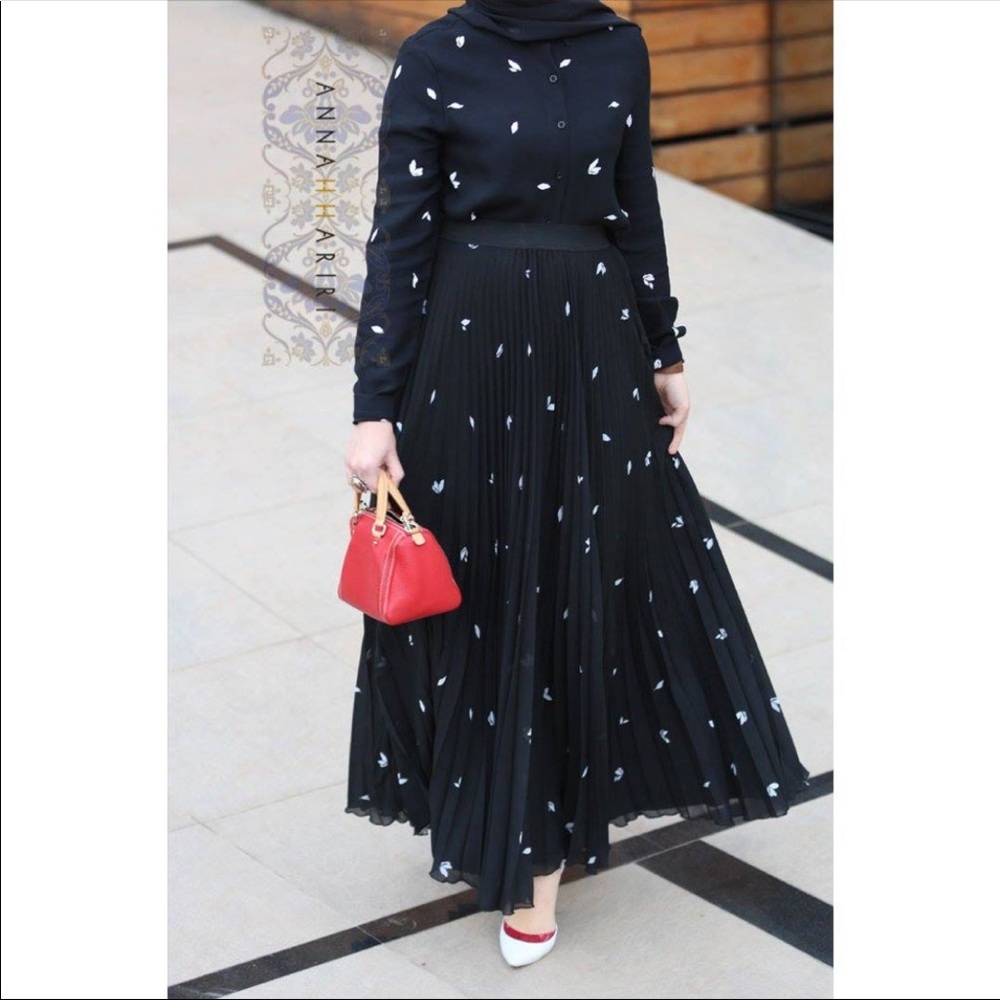 Modest dress